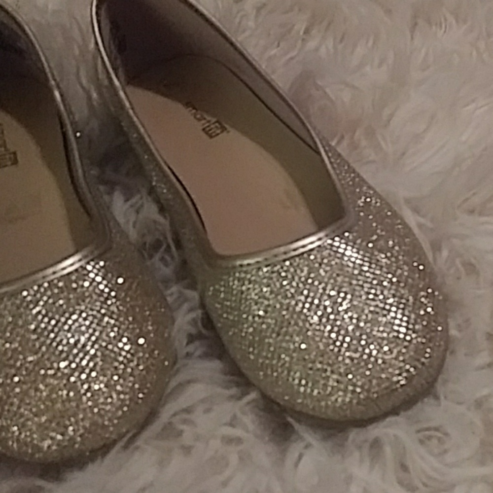 Smart Fit Flats - Picture 3 of 8